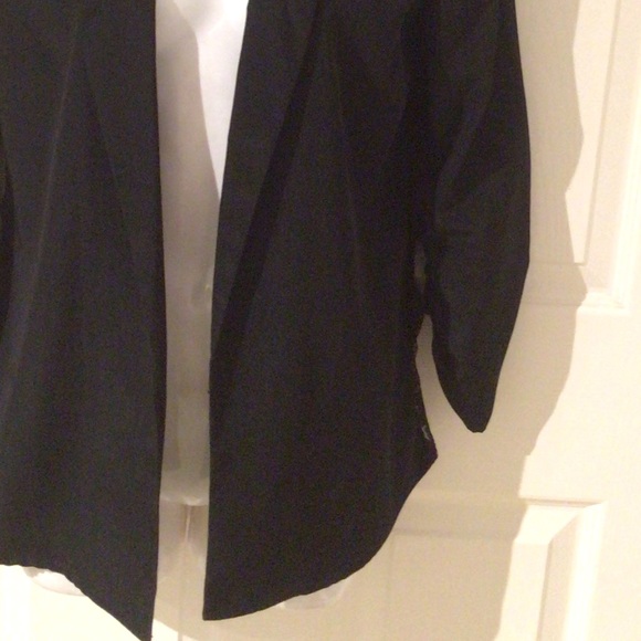 🛍2 for $40🛍Ali & Kris Black blazer open front collared with lace backing - Picture 5 of 5